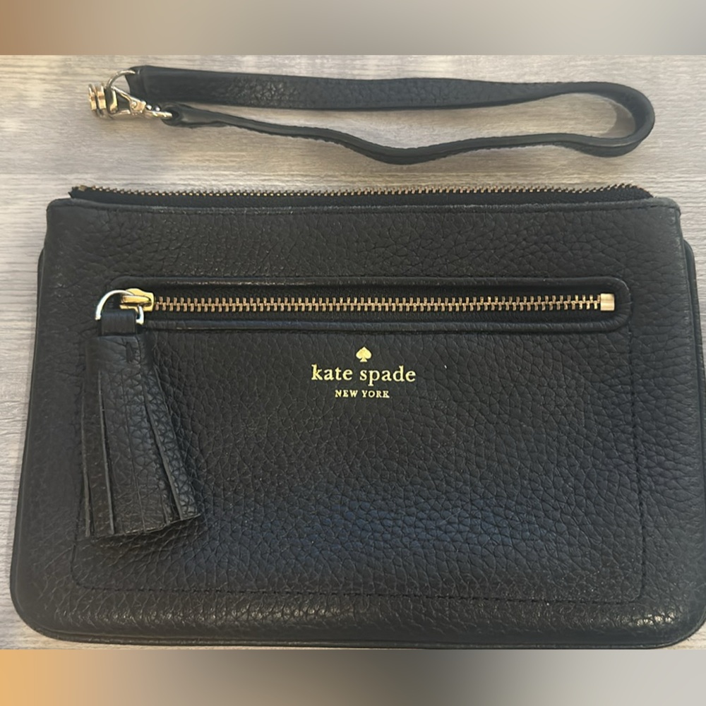 kate spade Black Pebbled Small Leather Wristlet with Gold Accents/ Damaged